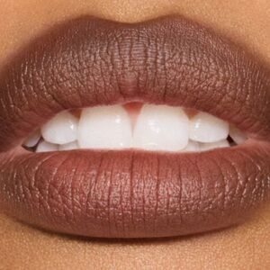💋 CHESTNUT is a POWDER KISS HAZY MATTE LIPSTICK. RETAIL $27. ** NEW IN THE BOX.